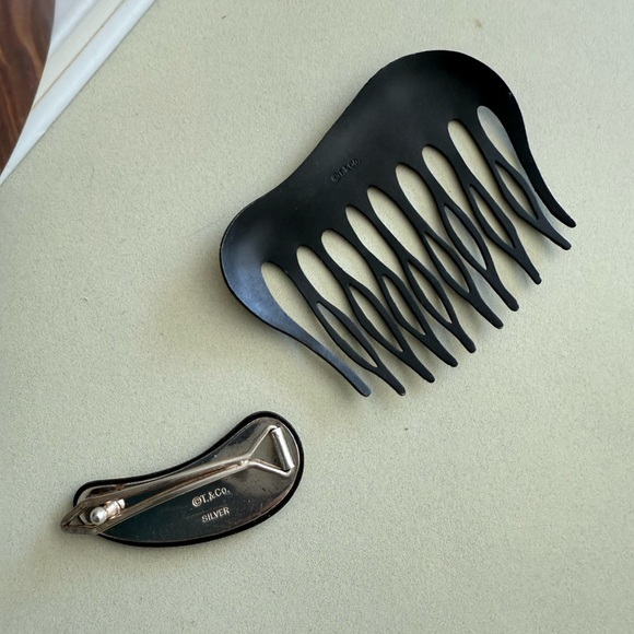 Set of Tiffany & Co. Angela Cummings Hair Clip/Barrette and Comb in Gold & Iron